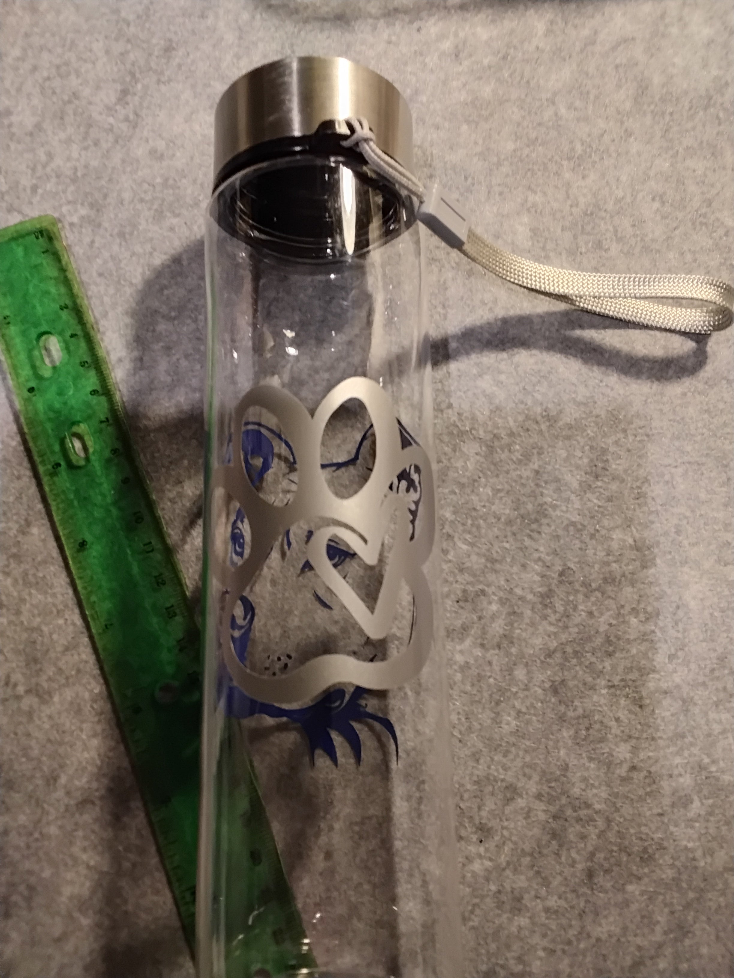 9" acrylic water bottle with customisable design - pitbull